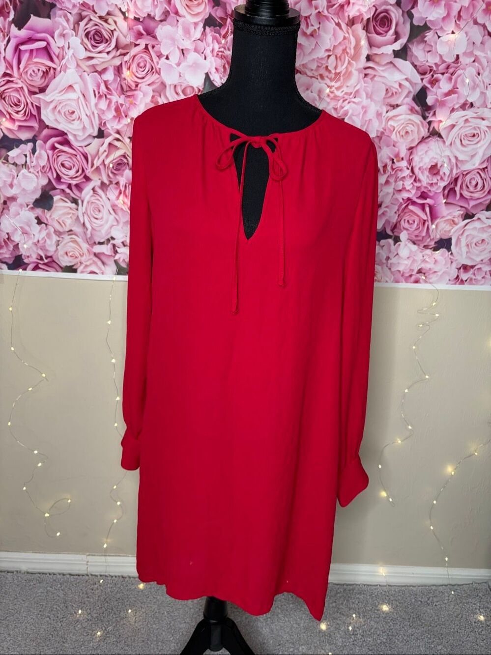 BCBGMAXAZRIA Darell Red Tie Neck Shift Long Sleeve Keyhole Red Dress Size SMALL-